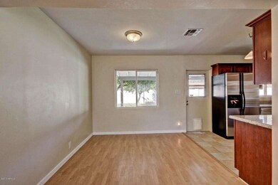 Breakfast Room