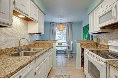 10292 Longmont Dr unit 404, Houston, TX 77042 - photo 7