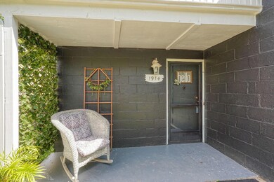 1914 Hopkins Ave (4)