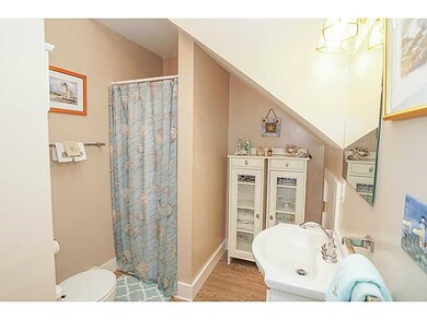 20 Perry St, Newport, RI 02840 - photo 7
