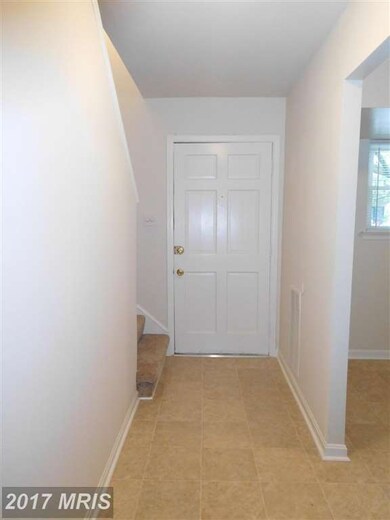 5914 Mayflower Ct, Alexandria, VA 22312 - photo 2