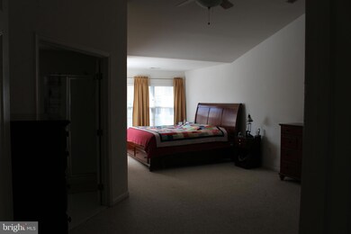 7337 Oldham Leeds Way, Springfield, VA 22150 - photo 6