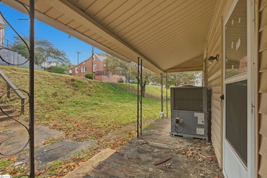 14 Blake St, Pelzer, SC 29669 - photo 4