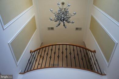 5915 Brill Ct, Falls Church, VA 22041 - photo 7