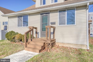 319 W Water St, Dover, DE 19904 - photo 3