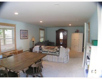 27 Main St unit B, York, ME 03909 - photo 5