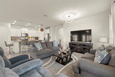 11715 Brighton Knoll Loop, Riverview, FL 33579 - photo 6