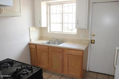 2236 N 29th St unit 3, Phoenix, AZ 85008 - photo 3