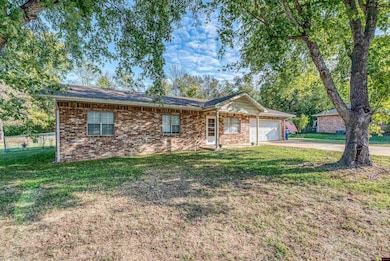 1509 Gregg Rd, Mountain Home, AR 72653 - photo 3