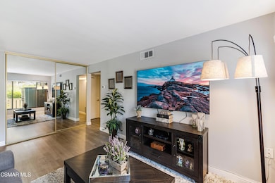 348 Chestnut Hill #17-VinceDingmanMedia-