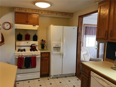 1548 Master St, North Tonawanda, NY 14120 - photo 4