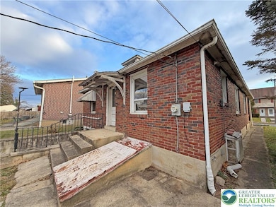 1240 N 19th St unit 1238, Allentown, PA 18104 - photo 4