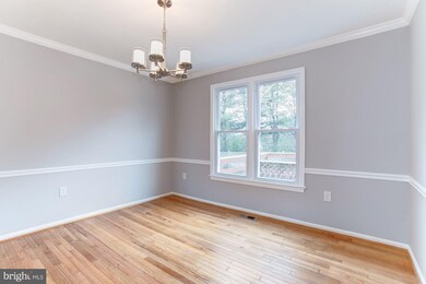 14305 Perrywood Dr, Burtonsville, MD 20866 - photo 6