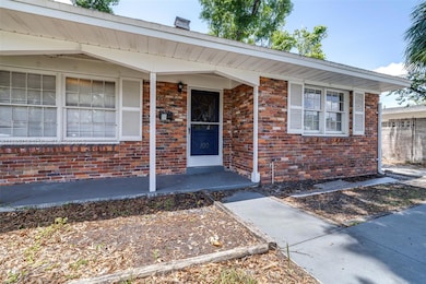 100 Huron Ave, Tampa, FL 33606 - photo 4
