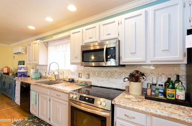 25388 Pendleton Way, Bouse, AZ 85325 - photo 5