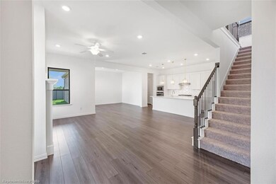 3522 Santa Fe  Entrance 2