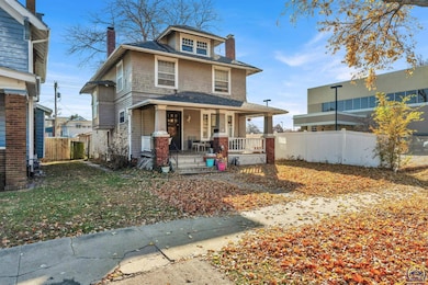 916 SW Polk St, Topeka, KS 66612 - photo 3