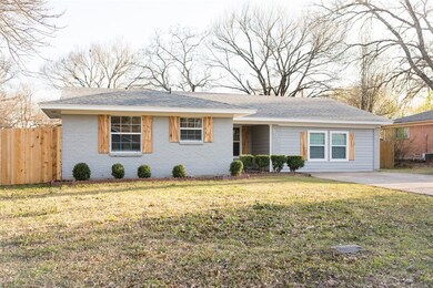 302 Glen Oaks Rd, Bonham, TX 75418 - photo 2