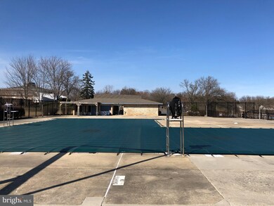 3831 Swan House Ct, Burtonsville, MD 20866 - photo 3