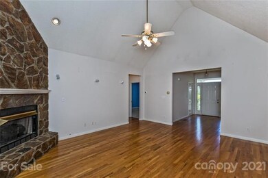 231 Ferguson Dr, Asheville, NC 28806 - photo 6