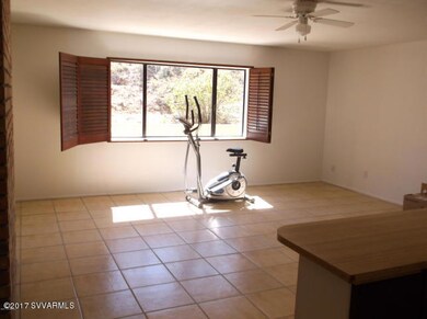 20170314222345989734000000-o