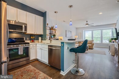 23082 Fontwell Square, Sterling, VA 20166 - photo 4