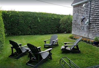 152 Tuckerman Ave unit 8, Middletown, RI 02842 - photo 3