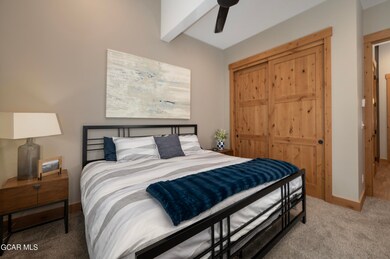 Primary Bedroom (3)
