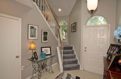 _RMJ2614 foyer