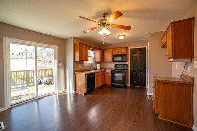 355 Holly Marie Dr, Mount Washington, KY 40047 - photo 6