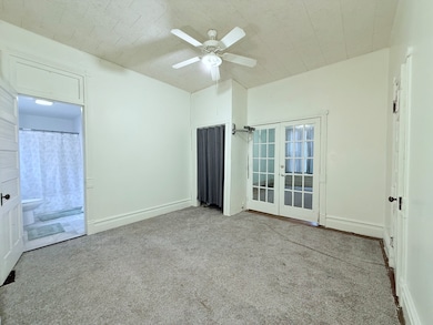 613 N Center St, Clinton, IL 61727 - photo 5