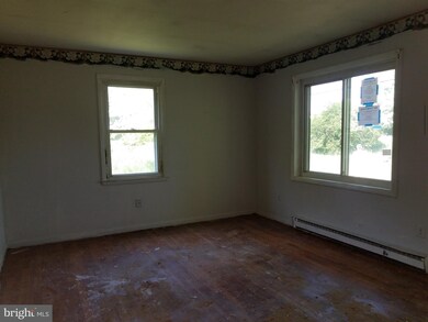 5700 Hodges Rd, Sykesville, MD 21784 - photo 3