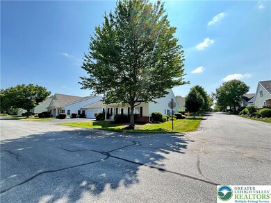 4918 Steeplechase Dr unit 29C, MacUngie, PA 18062 - photo 4