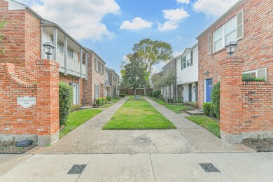 2505 Watertown Mall unit 86, Houston, TX 77057 - photo 5