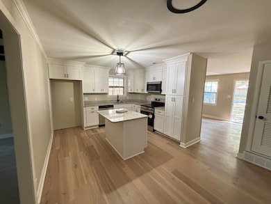 511 Balfour Rd, West Memphis, AR 72301 - photo 3