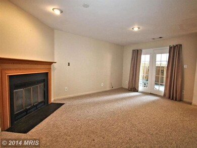 12586 Kempston Ln unit 8-82, Woodbridge, VA 22192 - photo 4