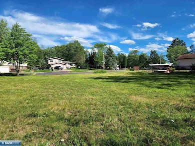 811 Aspen Knoll, Hibbing, MN 55746 - photo 3