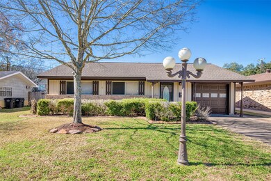 1206 Cypress St, Alvin, TX 77511 - photo 2