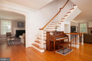 115 Newlin Green Cir, Kennett Square, PA 19348 - photo 2