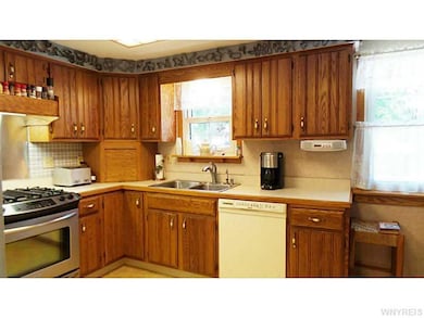 Kitchen. The prep area of the kitchen is 14x11 has