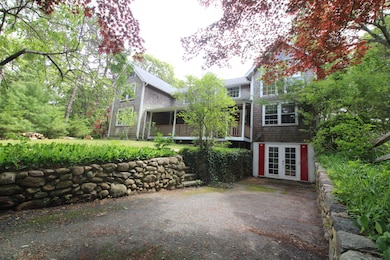 58 Weaver Ct, Vineyard Haven, MA 02568 - photo 3