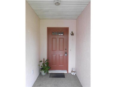 Exterior Front. Screened entry......come on in!!