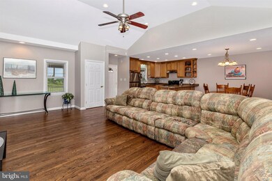 12701 Prices Distillery Rd, Damascus, MD 20872 - photo 7