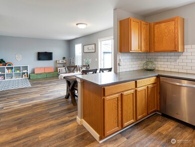 10420 196th St E, Graham, WA 98338 - photo 7