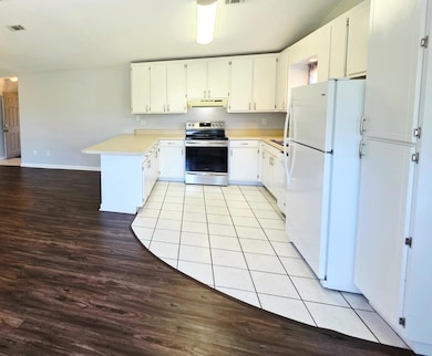 822 Jeremy Ln, Panama City, FL 32405 - photo 6