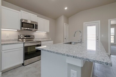 1309 Red Cliff Ave, Odessa, TX 79765 - photo 5