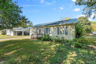 209 Easy St, Chaffee, MO 63740 - photo 2