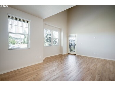 17126 SW Snowdale St unit 403, Beaverton, OR 97007 - photo 4