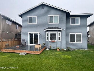 Large back yard for entertaining