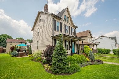 1972 SF Potential to be 4 BR/2 bath or 3 BR with f